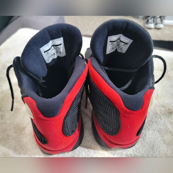 Jordan 13 retro BRED 2017 (GS) 6Y - Picture 6 of 8